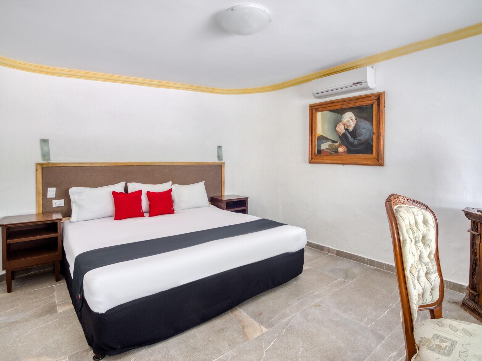 Capital O Gran Hotel Campestre เคลาญา ภายนอก รูปภาพ