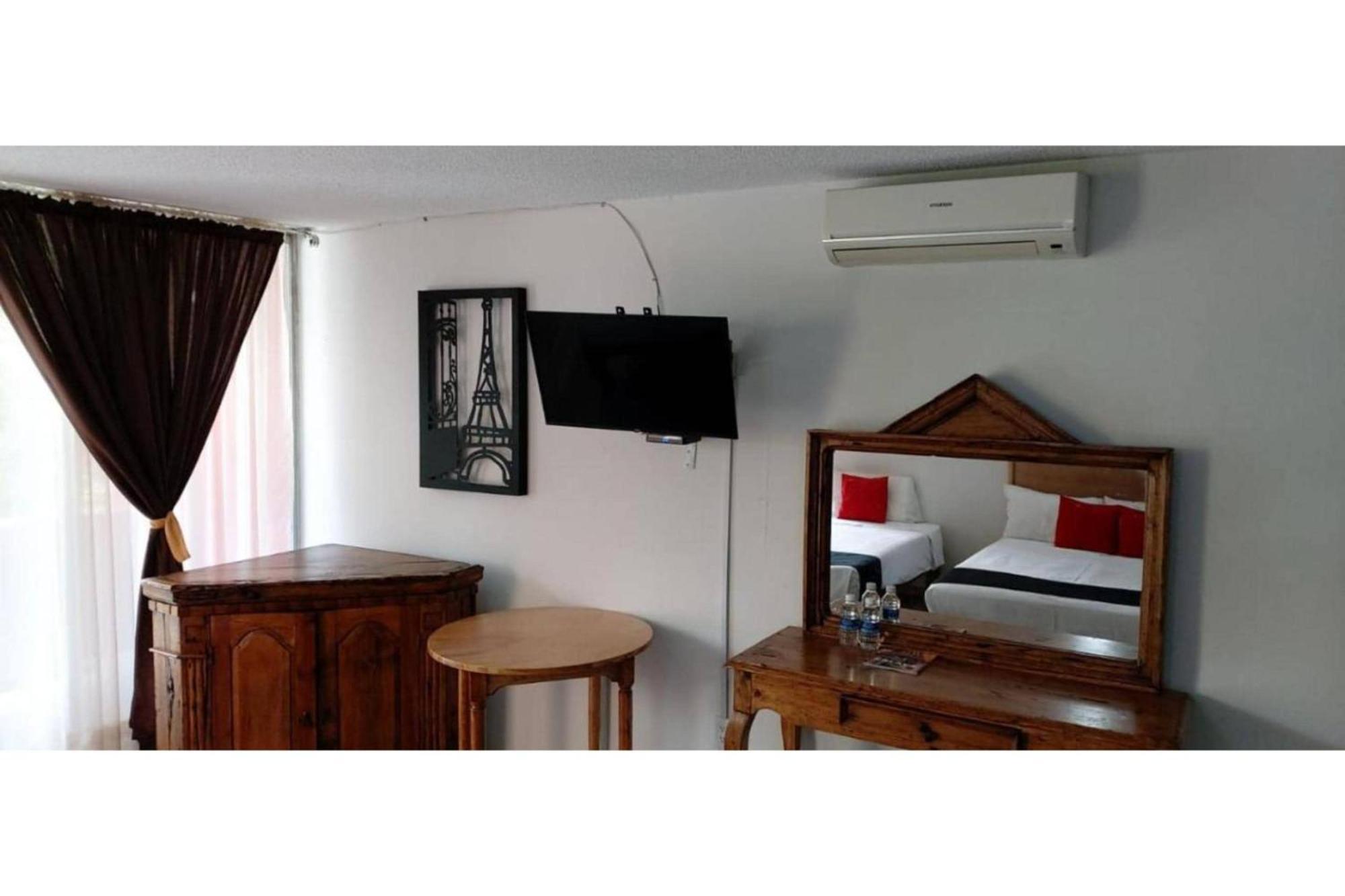 Capital O Gran Hotel Campestre เคลาญา ภายนอก รูปภาพ